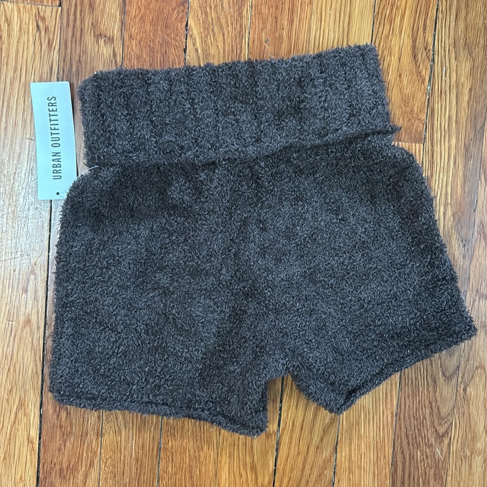 Fuzzy Lounge Set - Picture 2 of 3